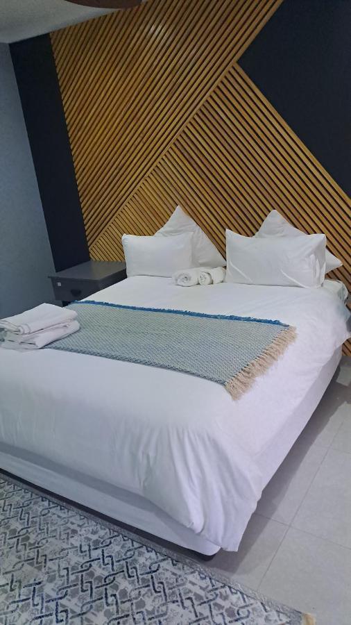 Mint Guesthouse Randfontein Экстерьер фото