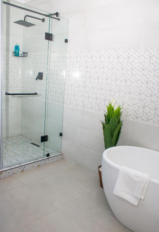 Mint Guesthouse Randfontein Экстерьер фото